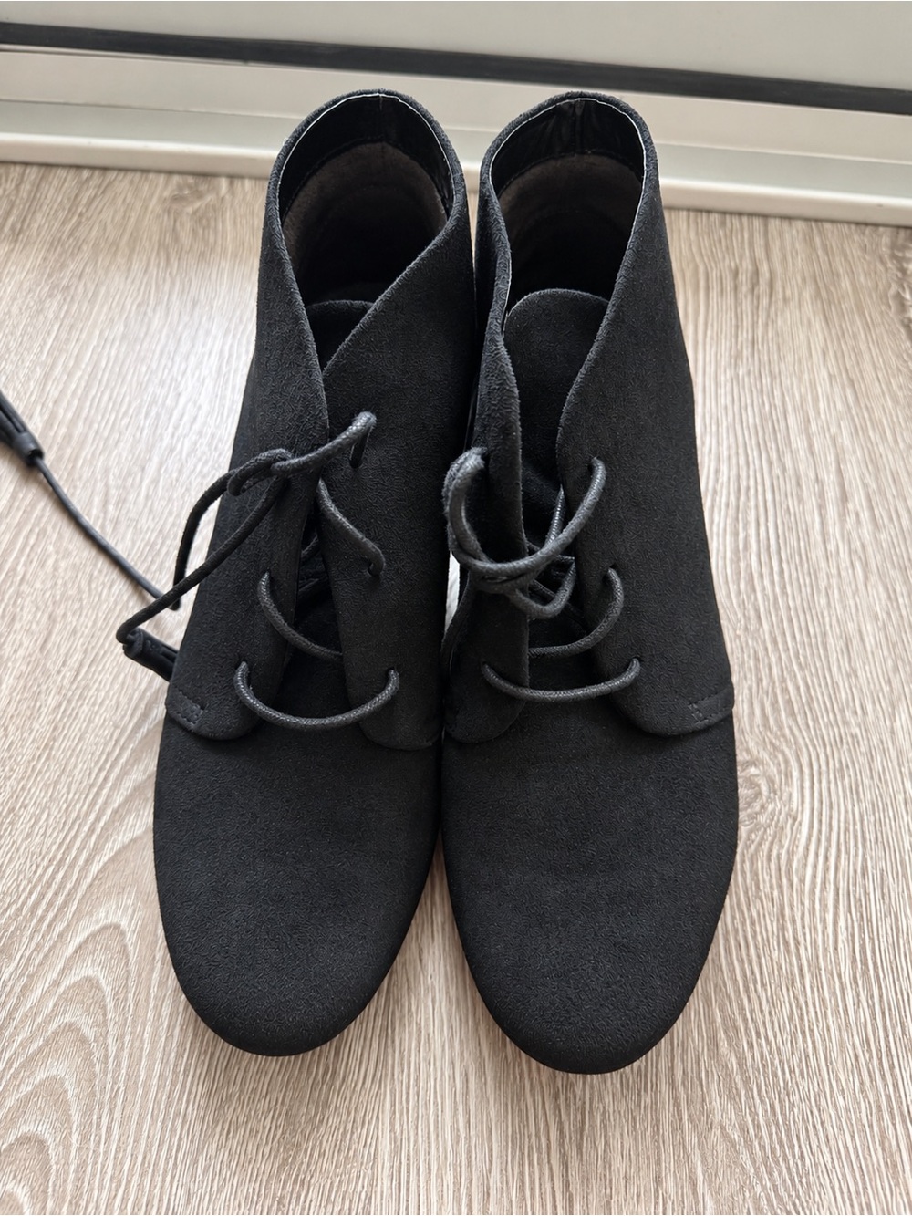 Dr. Scholl’s Black Lace-Up Wedge Booties – Size 8.5